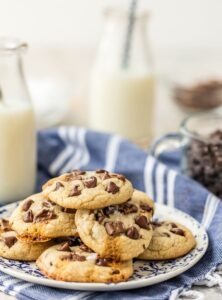 the-cookie-rookie-loaded-salted-caramel-soft-batch-cookies