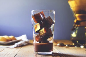 honestly-yum-iced-mocha-with-coffee-cubes