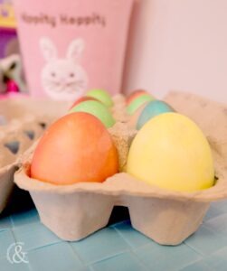 food-colouring-painted-easter-eggs-6