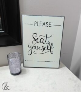 DIY Funny and Chic Bathroom Sign