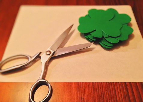 St. Patrick's Day Crafts & Decor Ideas • Craving Some Creativity