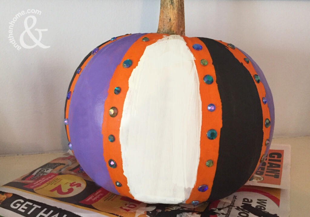 Easy No-Carve Painted Pumpkin Idea